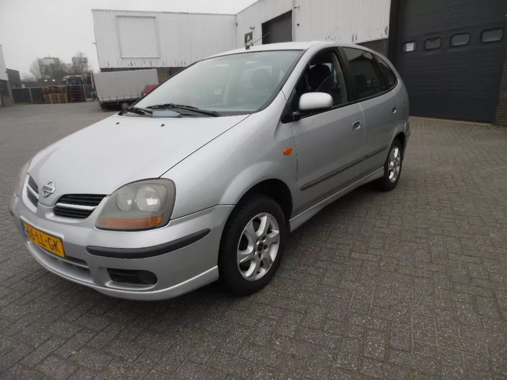 Nissan Almera Tino 1.8 Ambience apk 07/2026