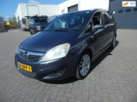 Opel Zafira 2.2 Executive
